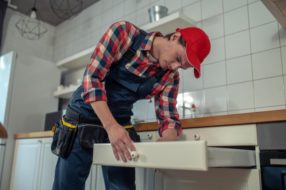 Cabinet Restoration Contractor in Sagle ID